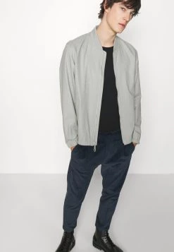 DRYKORN CHASY - Trousers - Blau -Trend Code Shop 048b6993d4c44766a1d92a513071c5d9