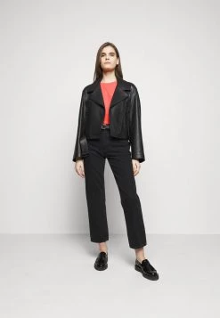 DRYKORN LARIMA - Basic T-shirt - Rot -Trend Code Shop 066966c91cd74131a69012463076395f