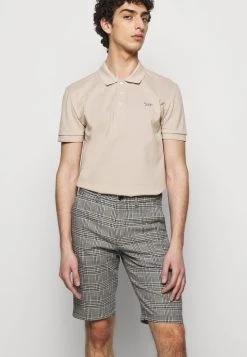 DRYKORN KRINK - Shorts - Beige -Trend Code Shop 07d87c85fd114a0c8bdbd7b6e5edf158