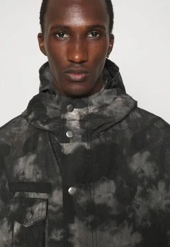 DRYKORN CUCAMO - Parka - Mottled Olive -Trend Code Shop 09ed748d030a4ae98812ac58130cc016