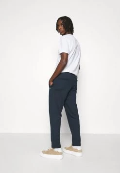 DRYKORN JEGER - Tracksuit Bottoms - Blau -Trend Code Shop 0a6e22adb44d4747a5444ae0f03a0040