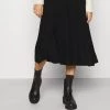 DRYKORN MEDA - A-line Skirt - Schwarz -Trend Code Shop 0c4145aec5514f118117796e18f7d36c