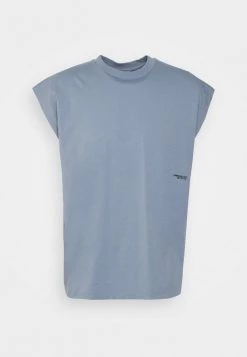 DRYKORN KILI - Print T-shirt - Blue -Trend Code Shop 0c585c6a6b924bb281addf124462b0e4