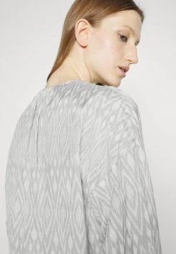 DRYKORN GAELLA - Blouse - Blue -Trend Code Shop 0c8a4574f6af43bb88e4d0b1fca9b6a1