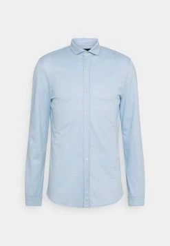 DRYKORN SOLO - Shirt - Light Blue -Trend Code Shop 0df6d2156d5b45d7b1b052c1a8453e1e