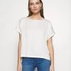 DRYKORN SOMIA - Basic T-shirt - Offwhite -Trend Code Shop 10f0a61f943a4cdfa22707aa118eb9f3