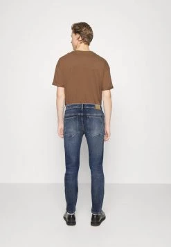 DRYKORN JAZ - Slim Fit Jeans - Blau -Trend Code Shop 1243c43d53524bda8fb3a3a4f3f62cea