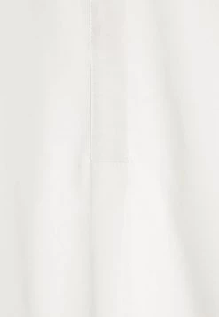 DRYKORN CHIWA - Blouse - Ecru -Trend Code Shop 1868352a6f8f40af9916594fbf7d8035