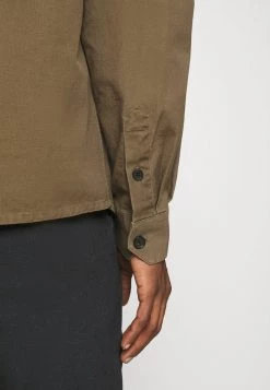 DRYKORN SELED - Shirt - Braun -Trend Code Shop 193565757f514b3da4f260236a18aebc