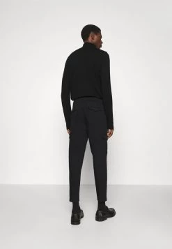 DRYKORN LEVEN - Cargo Trousers - Schwarz -Trend Code Shop 1a9f24ff79e04917855e203811ab0e20