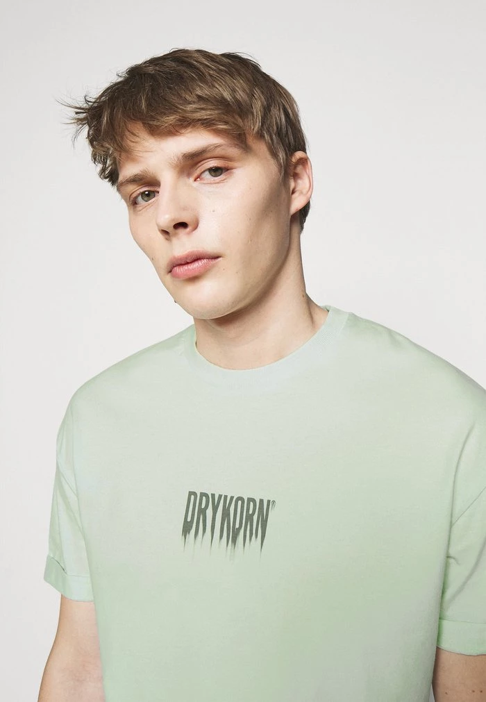 DRYKORN THILO FADE - Print T-shirt - Green 6 DRYKORN THILO FADE - Print T-shirt - Green - Image 4