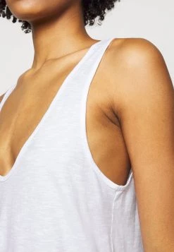 DRYKORN SAIMI - Top - Weiss -Trend Code Shop 213fccfdb6bb41208ae2be70fb22fcad