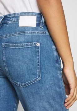 DRYKORN LIKE - Relaxed Fit Jeans - Blue Denim -Trend Code Shop 234326d6aef14f17a54bd1230b828eba