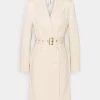DRYKORN HOLMAN - Trenchcoat - Braun -Trend Code Shop 2398d3d3b6004085892a39eaab4f9cb1