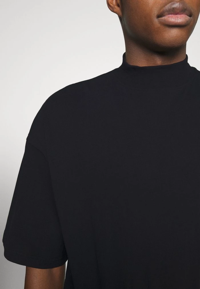 DRYKORN LEVIN - Basic T-shirt - Black 8 DRYKORN LEVIN - Basic T-shirt - Black - Image 6