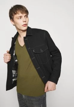 DRYKORN QUENTIN - Basic T-shirt - Olive -Trend Code Shop 2734042216064b0c8f0f1e750827880e