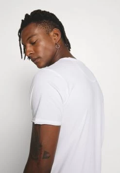 DRYKORN KENDRICK - Basic T-shirt - White 11 DRYKORN KENDRICK - Basic T-shirt - White -Trend Code Shop 2801d7a5ed9c4d94b8cd1f06e18705e1