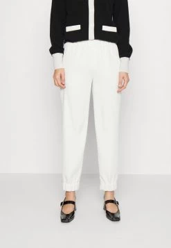 DRYKORN RASE - Tracksuit Bottoms - Offwhite