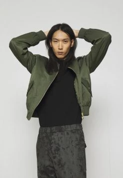 DRYKORN TROP - Tracksuit Bottoms - Grün -Trend Code Shop 3a3a43b4736a4b3b9b3dc9814b99dd10