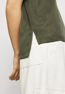 DRYKORN SOMIA - Basic T-shirt - Grün -Trend Code Shop 3d1cb27461424b4e92077c7c059771a8