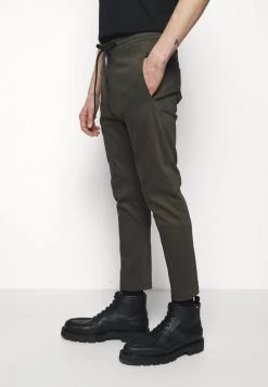 DRYKORN JEGER - Trousers - Mottled Olive -Trend Code Shop 445582fb020344c38ab39a1f22c65d71