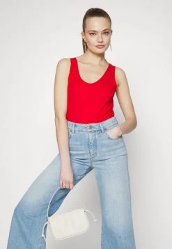 DRYKORN SAIMI - Top - Red -Trend Code Shop 475e9020c08f4403834435a2c7d0bbfd