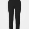 DRYKORN SEARCH - Trousers - Schwarz -Trend Code Shop 4a9b059e89af44d39b4b584cd6c5e52c