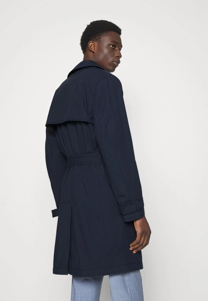 DRYKORN CLAVE - Trenchcoat - Blue 5 DRYKORN CLAVE - Trenchcoat - Blue - Image 3