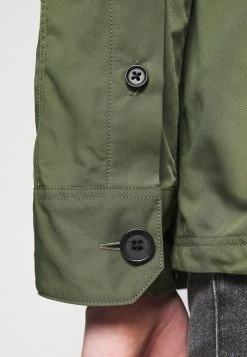 DRYKORN CRIM - Summer Jacket - Green -Trend Code Shop 4bec3b0da8654a1ea52429e5211c3e07