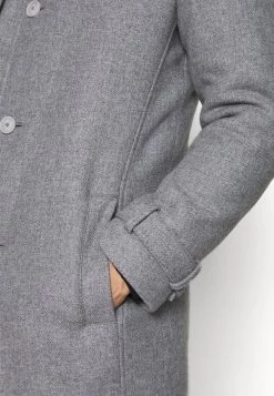 DRYKORN SKOPJE - Short Coat - Grau 17 DRYKORN SKOPJE - Short Coat - Grau -Trend Code Shop 4cd19d8f555c4b12ac0ed01ab412b5b9