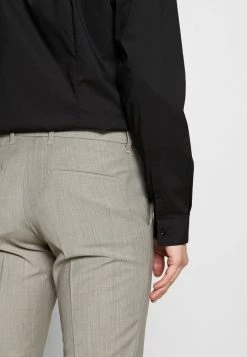 DRYKORN PIET - Trousers - Beige Grau -Trend Code Shop 500890bdb92649f587b6be10546b112f