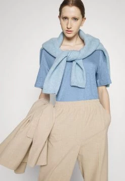 DRYKORN SVENNIE - Basic T-shirt - Blue -Trend Code Shop 54584d9db6884c1ca9d9dbca1de65114