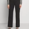 DRYKORN ESSAY - Trousers - Black