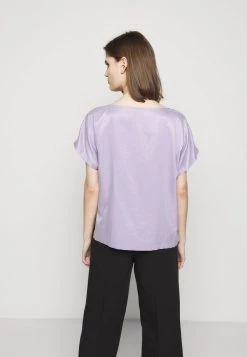 DRYKORN SOMIA - Basic T-shirt - Lila -Trend Code Shop 59ffd6d206d24e91875659ca9961c2d2