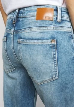 DRYKORN LIKE - Straight Leg Jeans - Blue -Trend Code Shop 5bd956fb762e4f79a3c4e6ba46bd1aa1