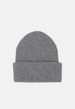 DRYKORN Beanie - Grey -Trend Code Shop 5e1f658db97540b8bce4391085ea1099