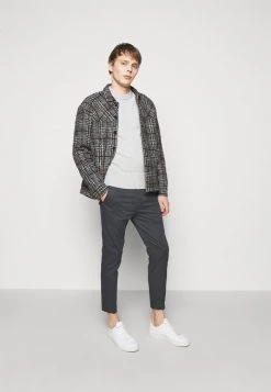 Trend Code Shop -Trend Code Shop 635d49d092fc49dd979e1eaa01fc422c