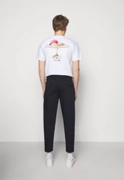 DRYKORN NOSH - Trousers - Dark Blue 11 DRYKORN NOSH - Trousers - Dark Blue -Trend Code Shop 6ee13ac2ff5f41009e70ca4f11b718ec