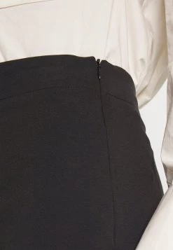 DRYKORN TRUE - Trousers - Schwarz -Trend Code Shop 6f07862c46ed4e048c477f0649607859