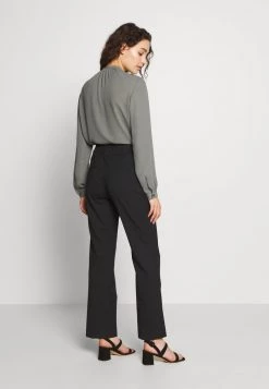 DRYKORN ESSAY - Trousers - Black -Trend Code Shop 76b6f38a0b7f4e3daf019de497700477