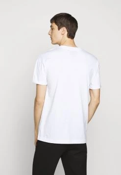 DRYKORN THILO - Basic T-shirt - Weiss 10 DRYKORN THILO - Basic T-shirt - Weiss -Trend Code Shop 780dccdbba50430eb6c38d02286e82da