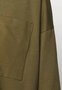 DRYKORN KAORI - Long Sleeved Top - Green -Trend Code Shop 808b98815e3149f6a6e79639b6aacb8e