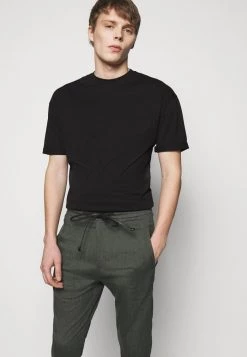 DRYKORN JEGER - Trousers - Mottled Olive -Trend Code Shop 85c43a75e849459aa53f058f93093953