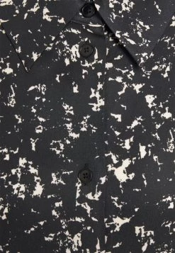 DRYKORN CLOELIA - Button-down Blouse - Schwarz 7 DRYKORN CLOELIA - Button-down Blouse - Schwarz -Trend Code Shop 87b3c05ea3f74aa281263658d43816e2