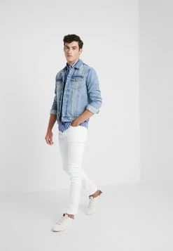 DRYKORN JAZ - Slim Fit Jeans - White -Trend Code Shop 8be1e289c2744f3ba4235c7f2b930f9d