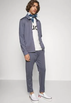 DRYKORN JEGER - Tracksuit Bottoms - Blue -Trend Code Shop 8bf39da4cbe144fab077c82b4596cf22