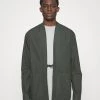 DRYKORN OMIC - Summer Jacket - Green
