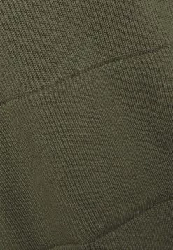 DRYKORN LUCA - Jumper - Grün -Trend Code Shop 8f8e7740e64c4a87bb182bdae59ab94c