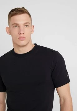 DRYKORN ANTON - Basic T-shirt - Black -Trend Code Shop 9380de4e186b425a835b4f4f682af46e