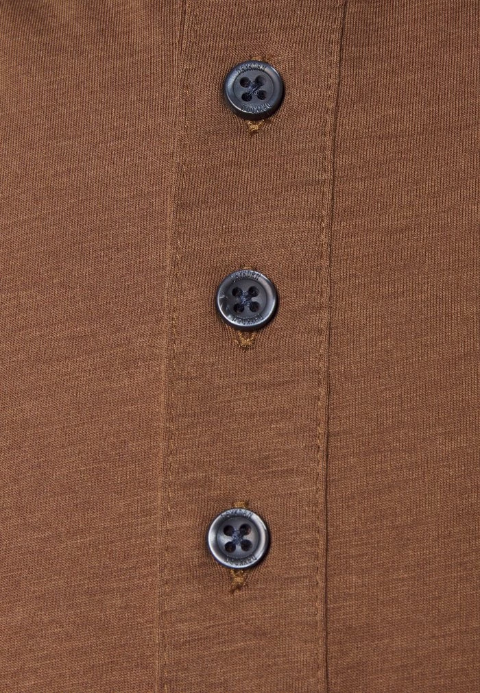 DRYKORN GARRY - Polo Shirt - Brown 5 DRYKORN GARRY - Polo Shirt - Brown - Image 3